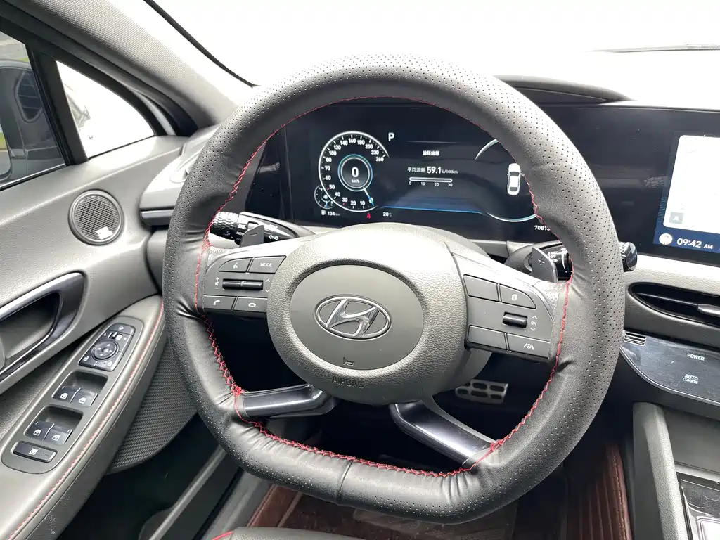Hyundai Sonata 2021 — фото 18