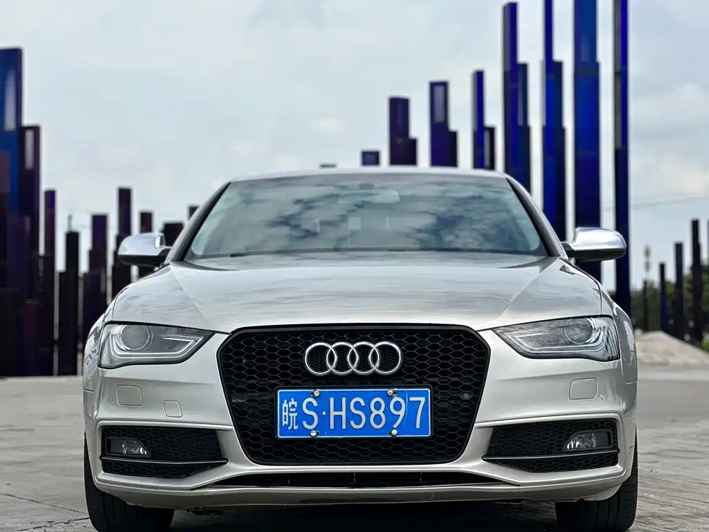 Audi A4L 2014