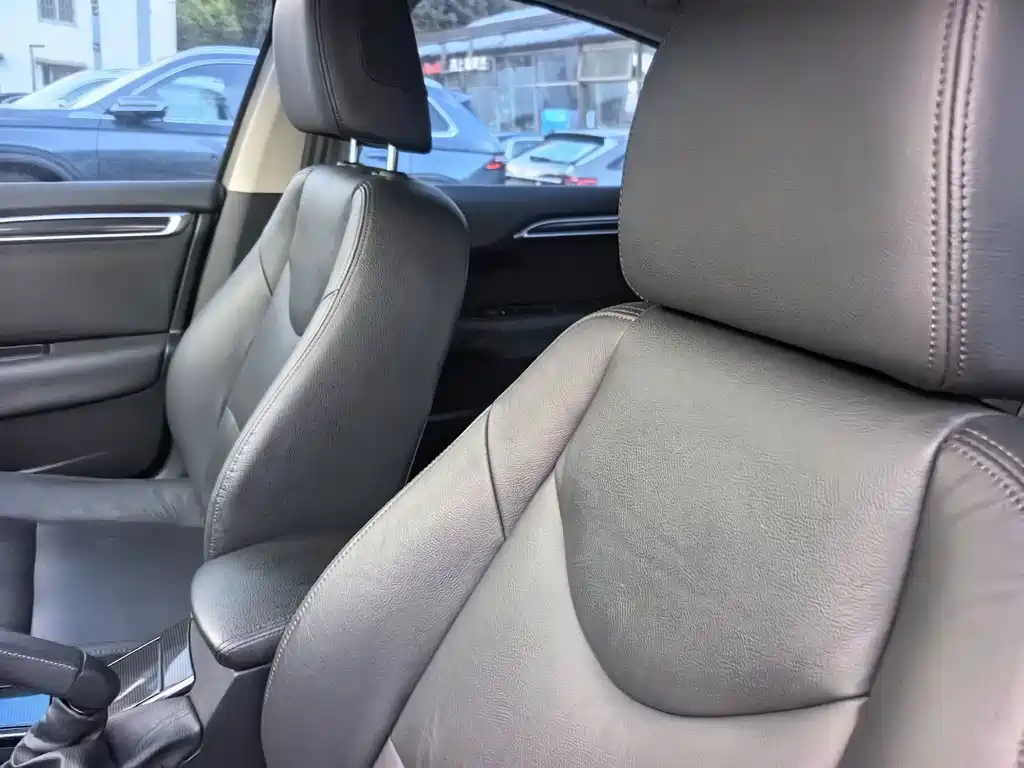 Citroën C4L 2015 — фото 18