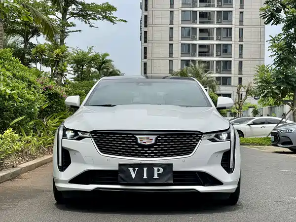 Cadillac CT4 2021
