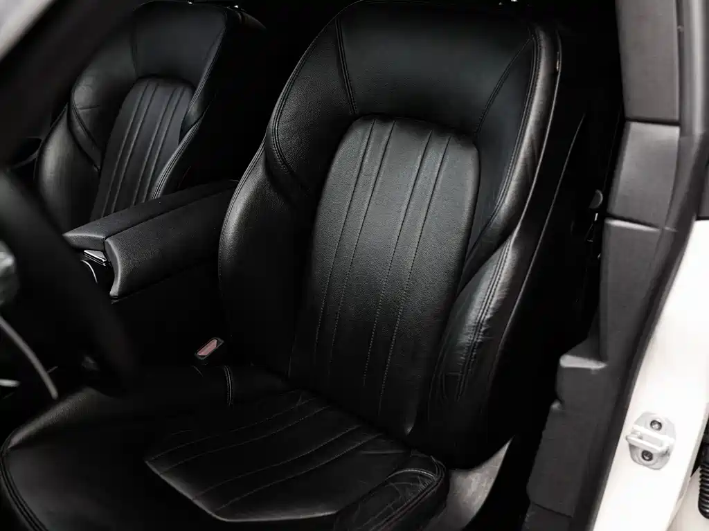 Maserati Levante 2023 — фото 17
