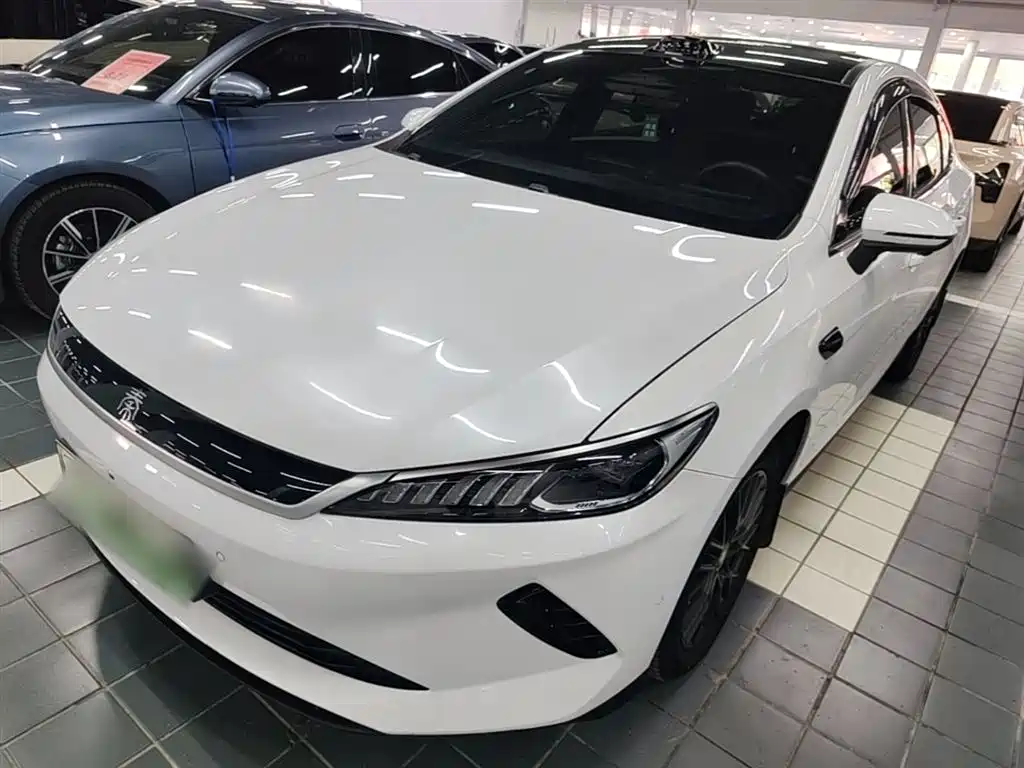 BYD Qin PLUS 2025 — фото 1