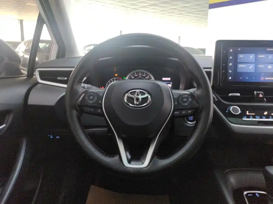 Toyota Corolla 2022 — фото 15
