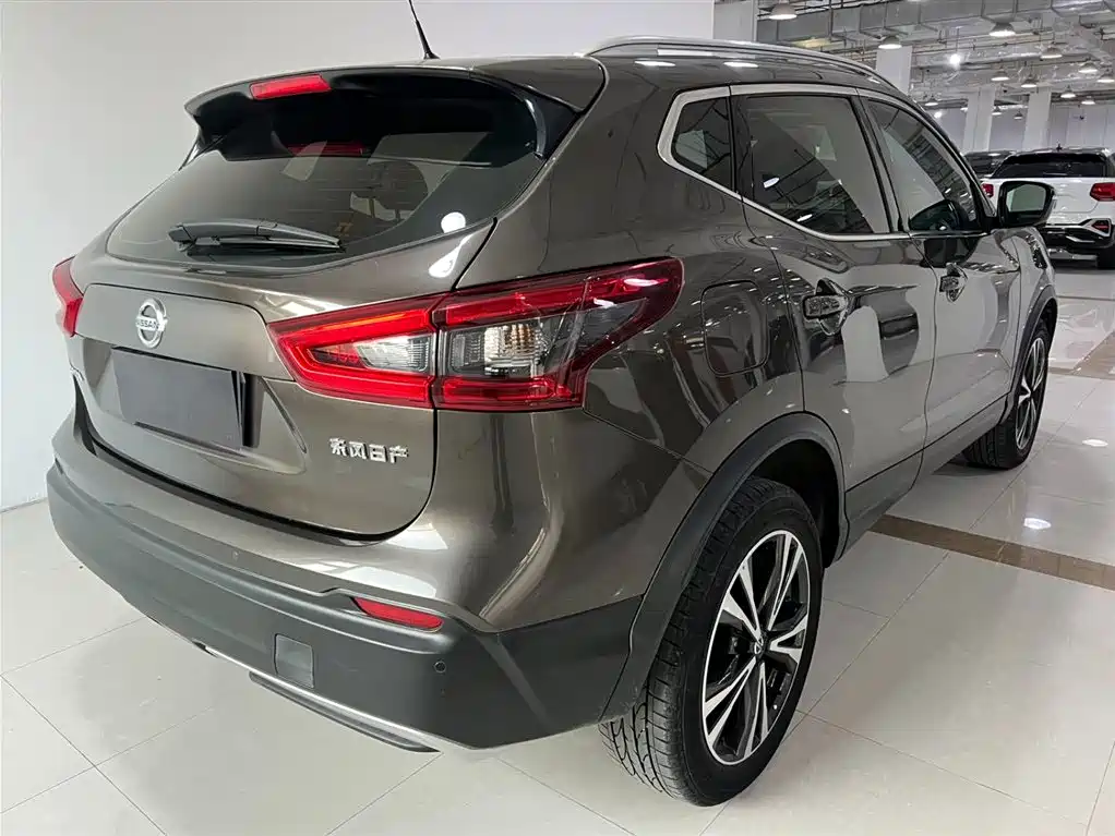 Nissan Qashqai 2022 — фото 4