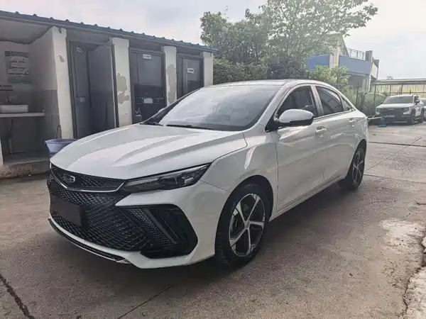 Geely Emgrand L 2022