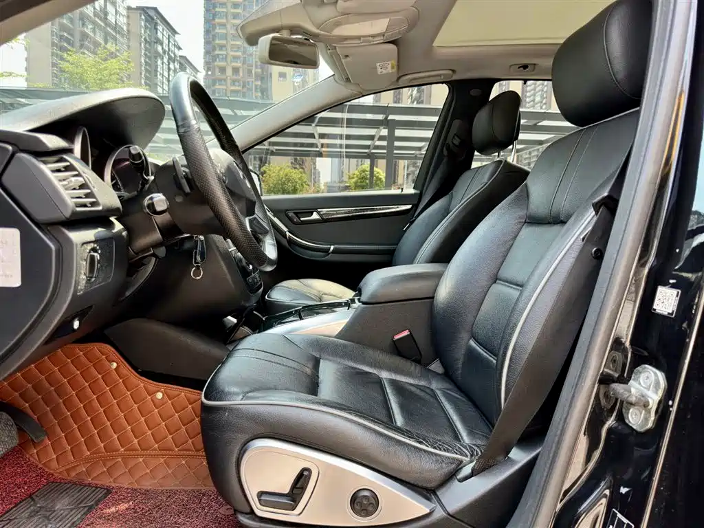 Mercedes-Benz R-Class 2015 — фото 9