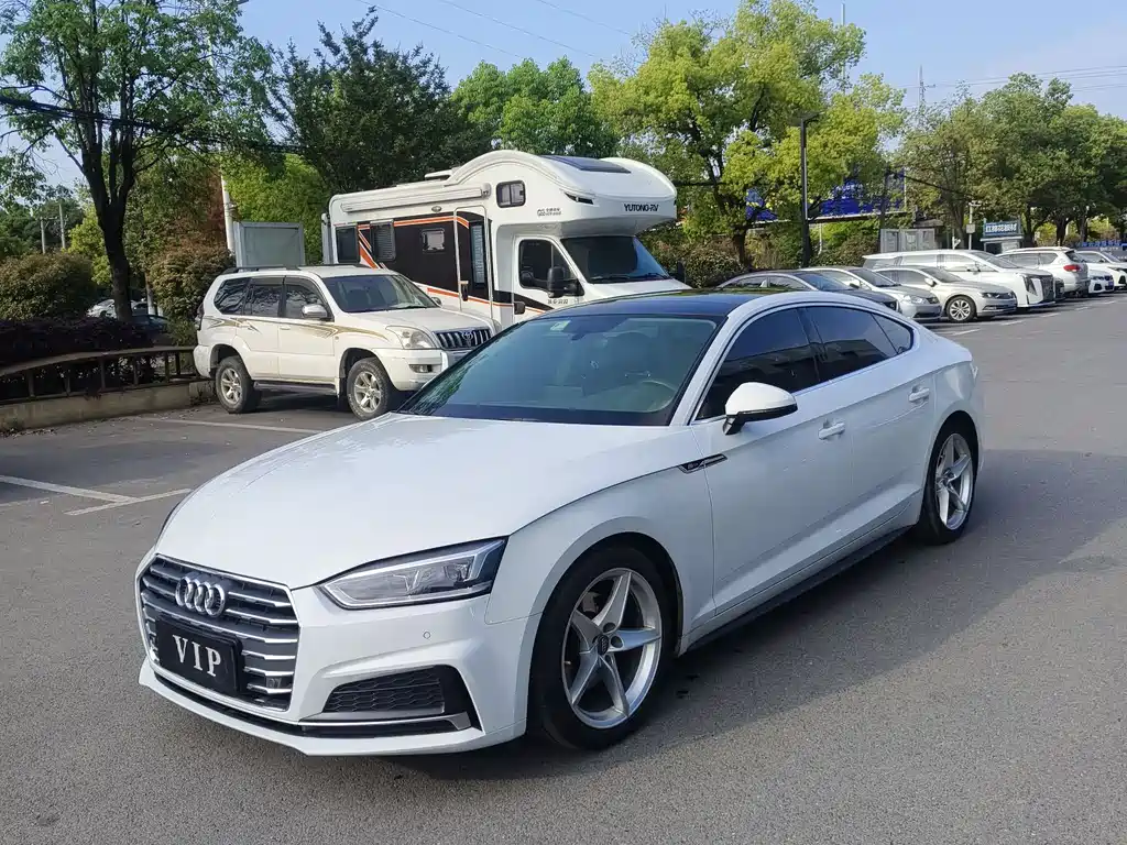 Audi A5 2019 — фото 1