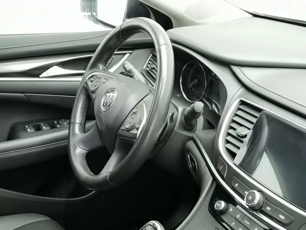 Buick LaCrosse 2020 — фото 22