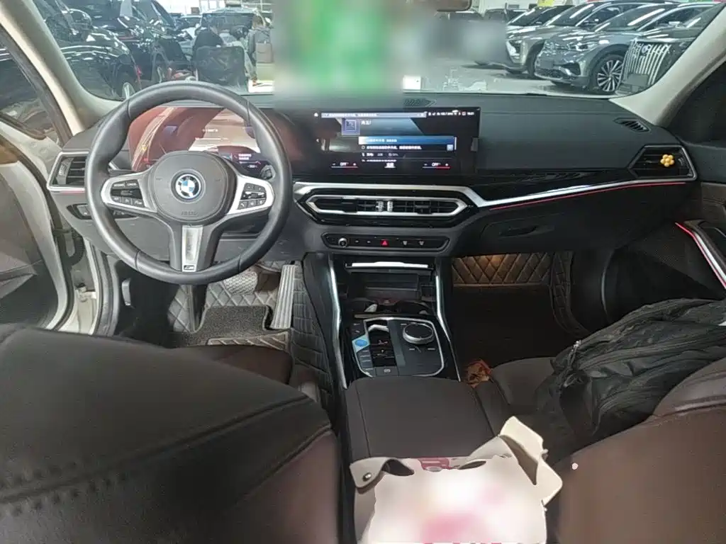 BMW i3 2023 — фото 10