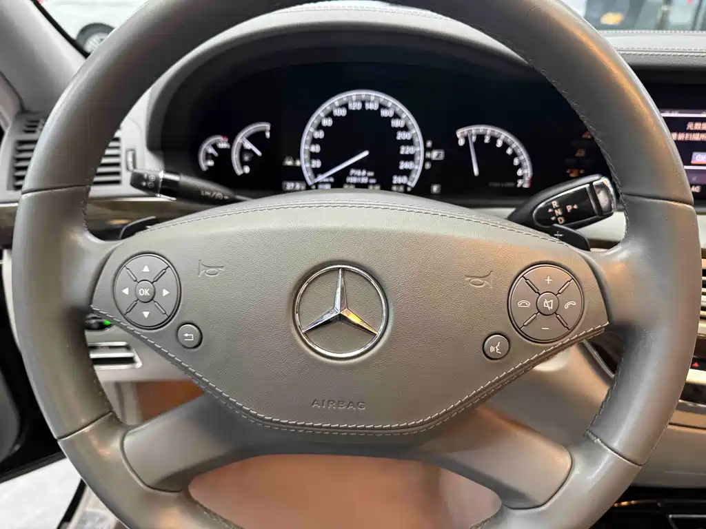 Mercedes-Benz S-Class 2011 — фото 11