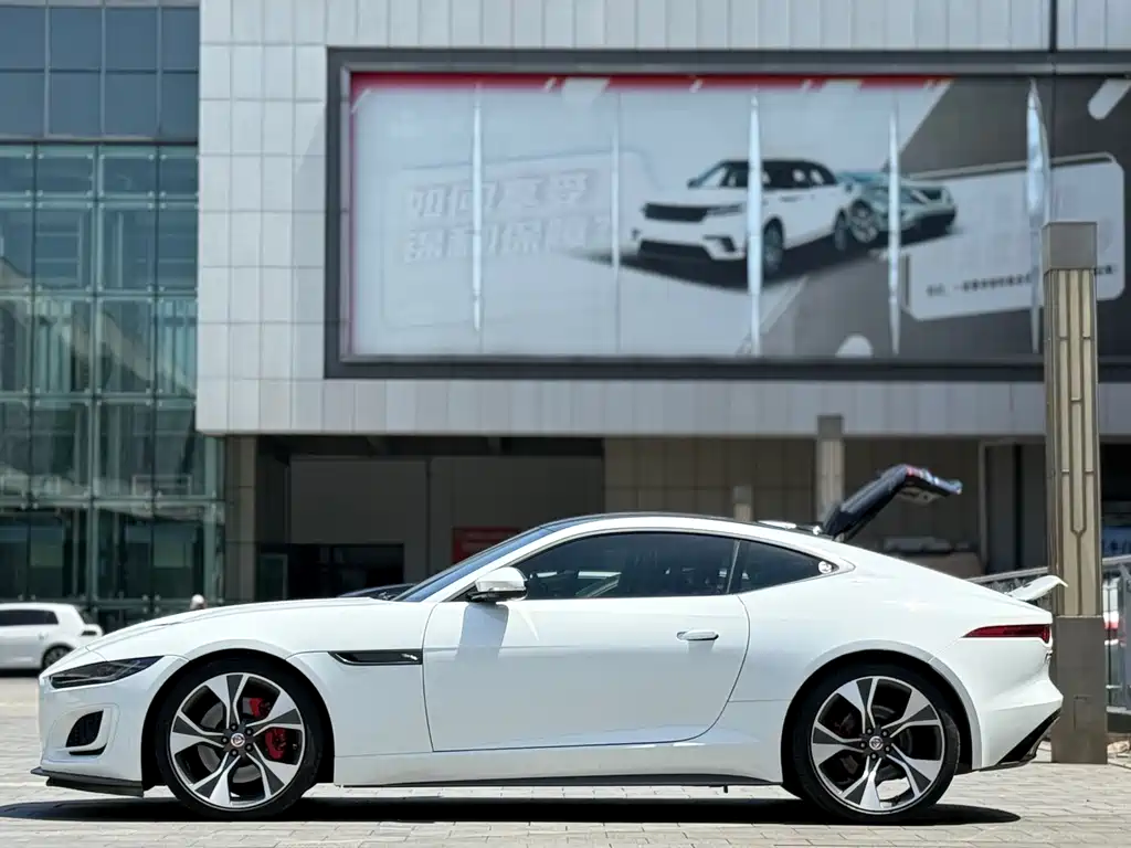 Jaguar F-TYPE 2021 — фото 14