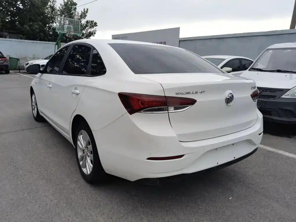Buick Excelle 2022