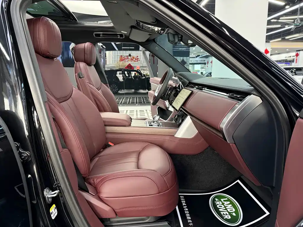 Land Rover Range Rover 2023 — фото 10