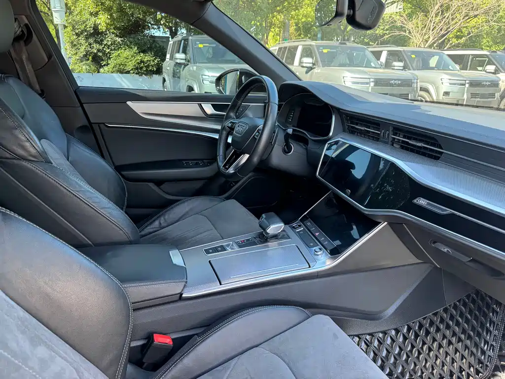Audi A6L 2022 — фото 16