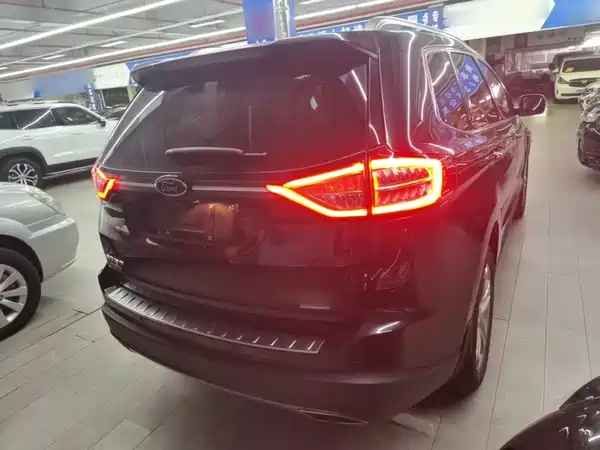 Ford Edge 2019