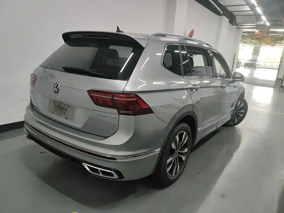 Volkswagen Tiguan L 2022 — фото 9