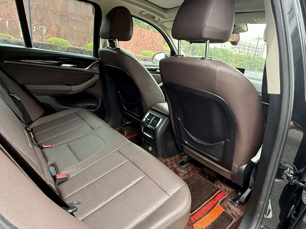 BMW X3 2018 — фото 13