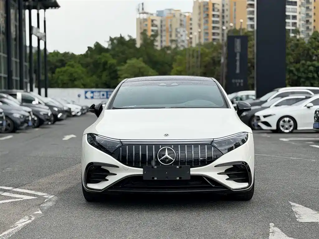 Mercedes-Benz EQS AMG 2025 — фото 2