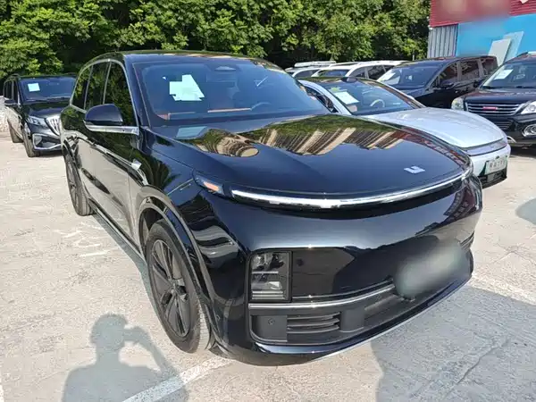 Li Auto L8 2024