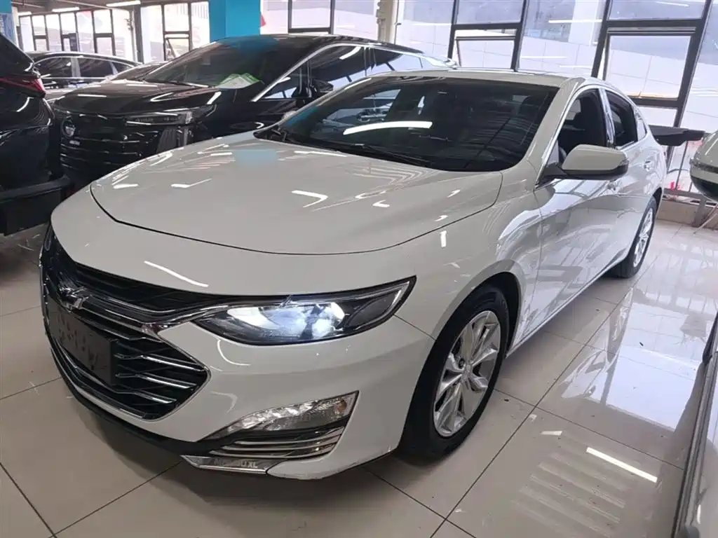 Chevrolet Malibu XL 2021 — фото 1