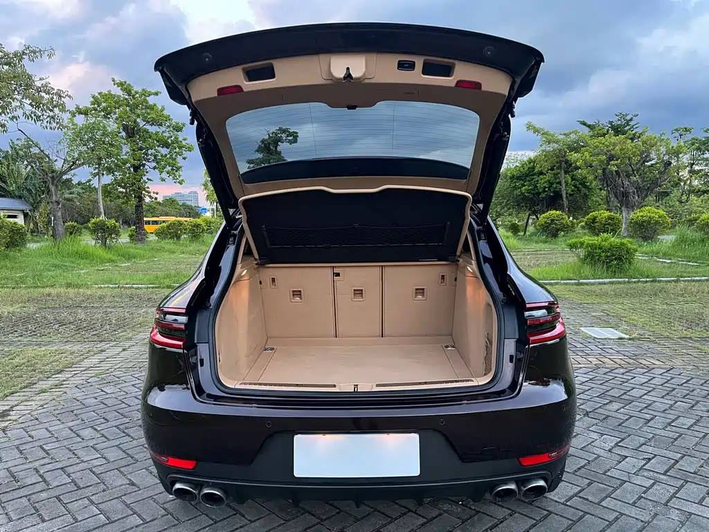 Porsche Macan 2016 — фото 25