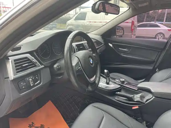 BMW 3 Series 2017