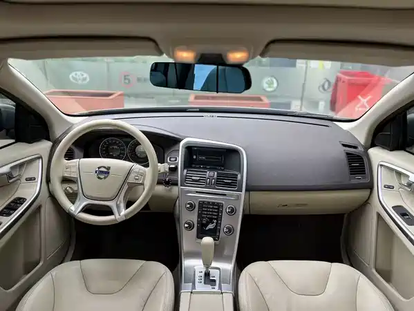 Volvo XC60 2011