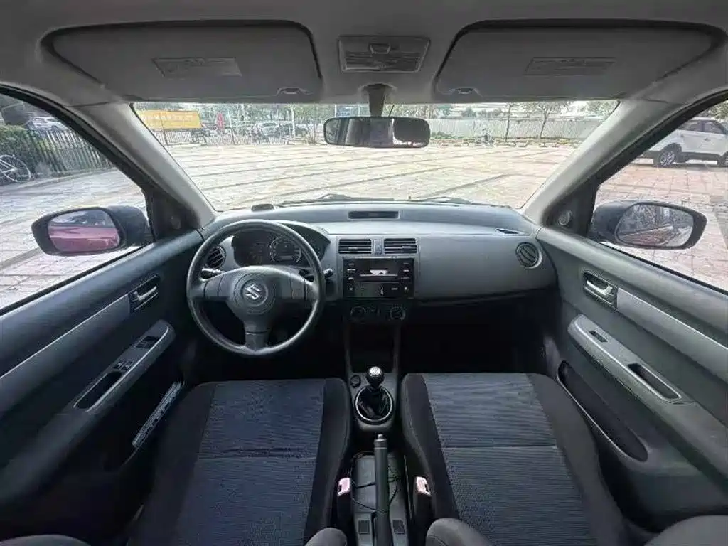 Suzuki Swift 2012