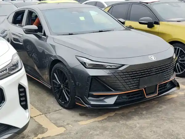 Changan UNI-V 2023