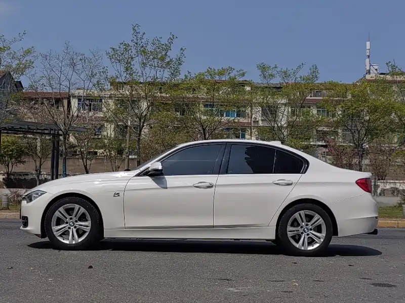 BMW 3 Series 2015 — фото 8