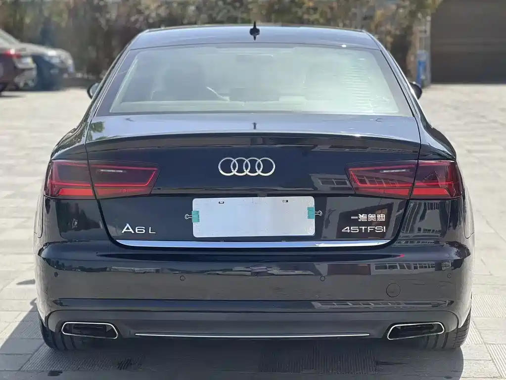 Audi A6L 2018 — фото 9