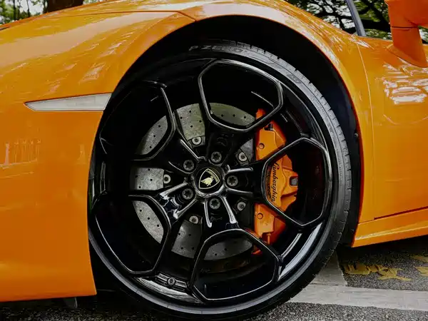 Lamborghini Huracan 2014