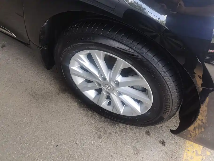 Toyota Camry 2017
