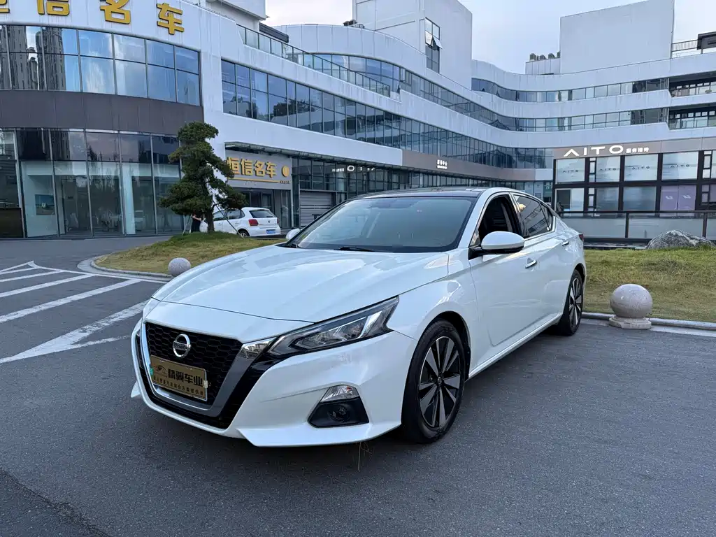 Nissan Teana 2021