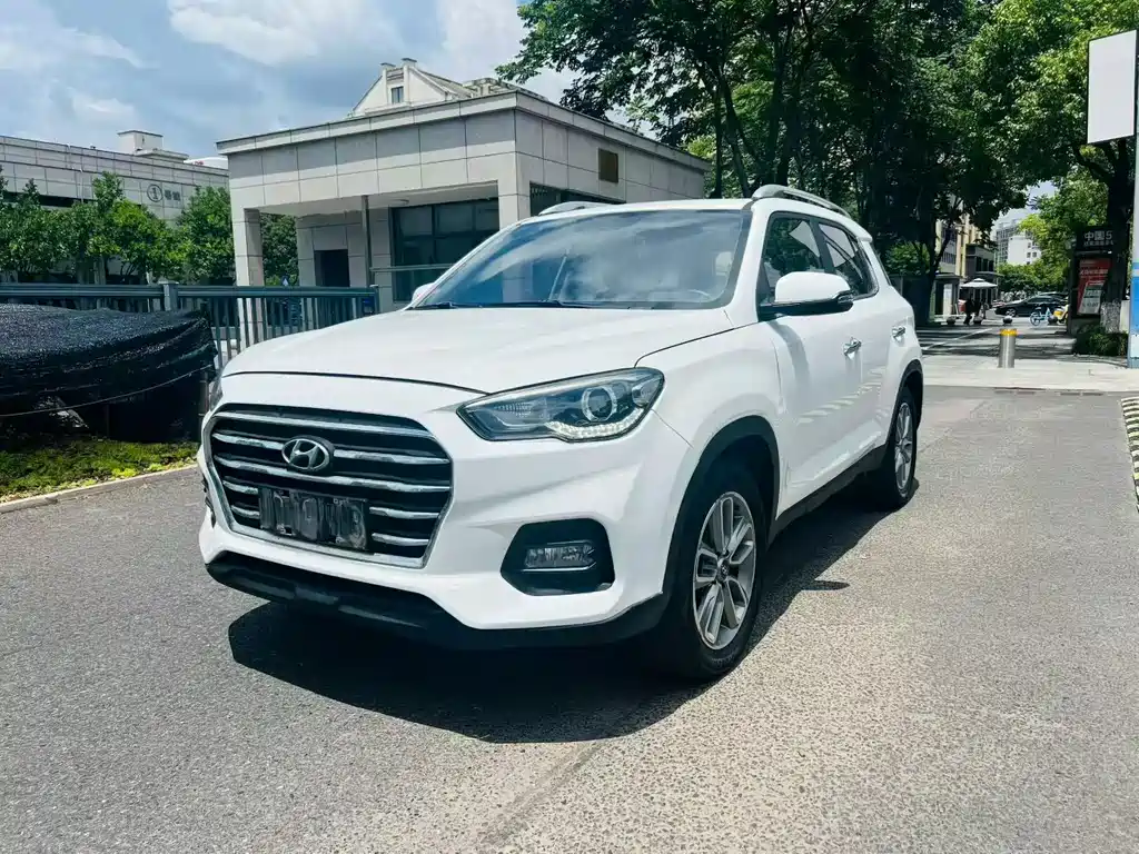 Hyundai ix35 2018 — фото 1