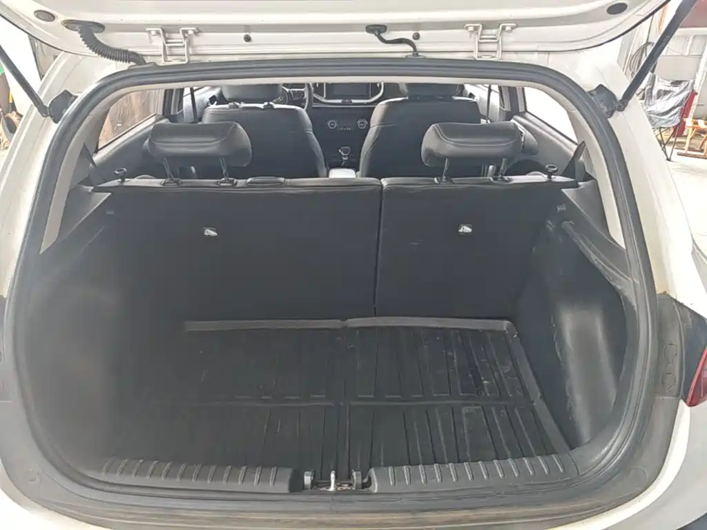 Kia KX1 2018 — фото 19