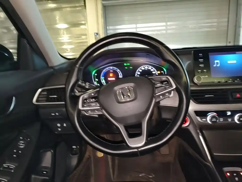 Honda Accord 2020 — фото 15