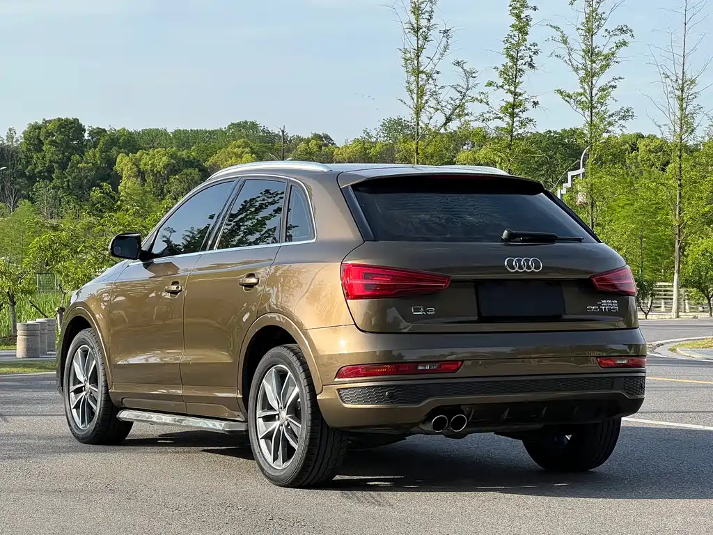 Audi Q3 2018 — фото 17