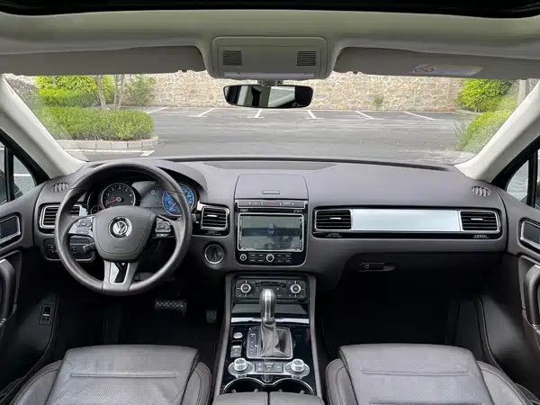 Volkswagen Touareg 2016