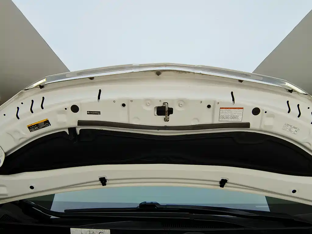 Toyota Alphard 2021 — фото 35