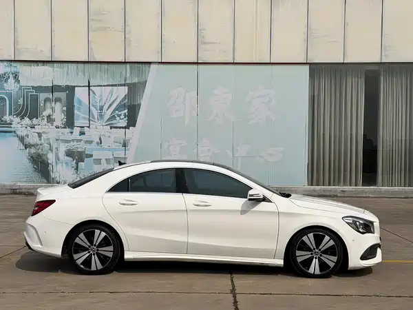 Mercedes-Benz CLA 2018