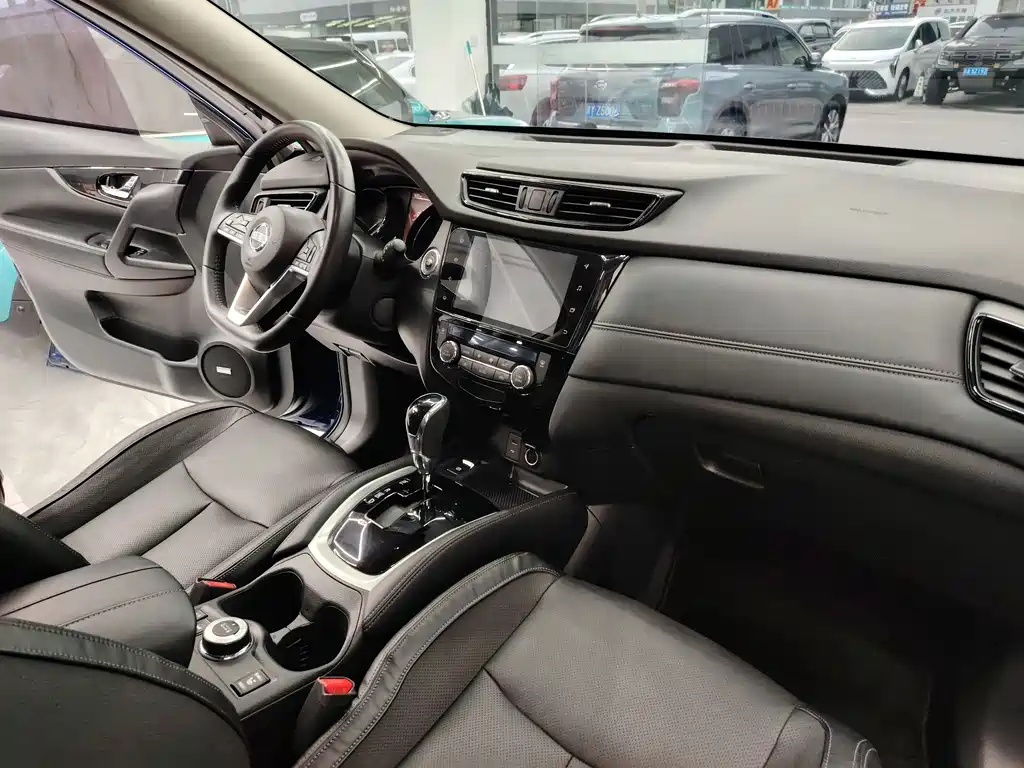 Nissan X-Trail 2019 — фото 13