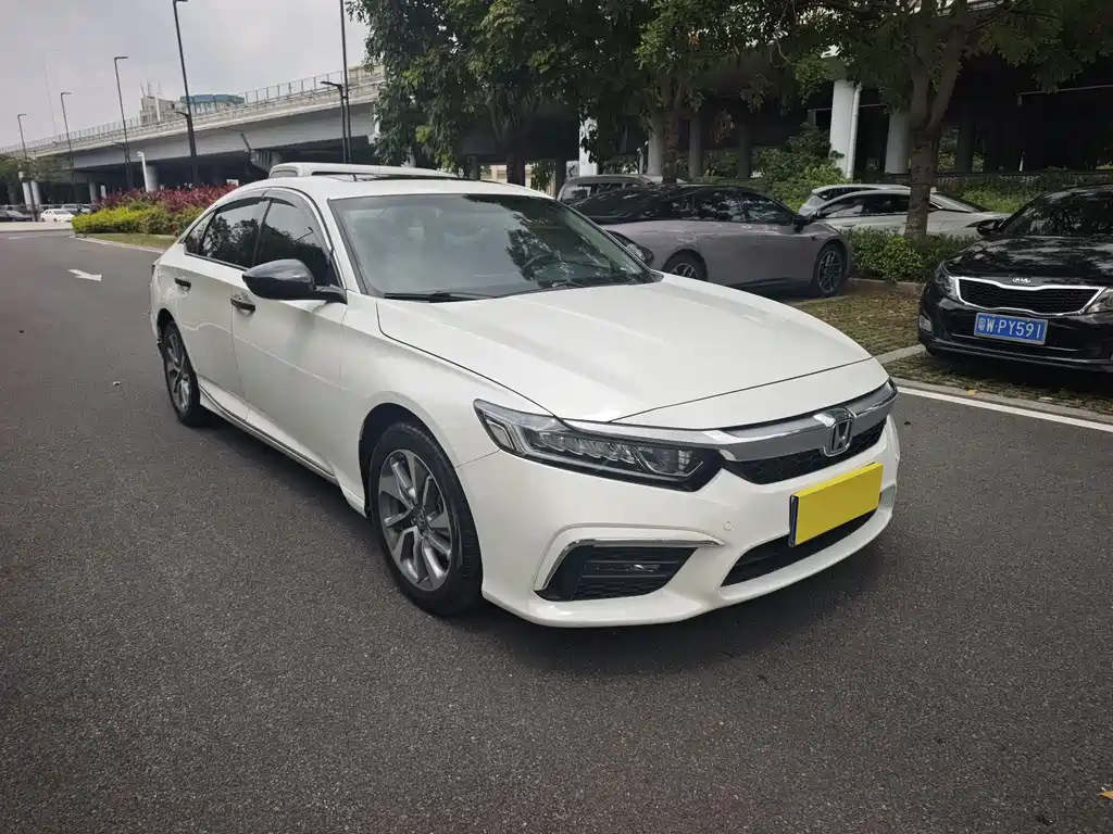 Honda Inspire 2019 — фото 3