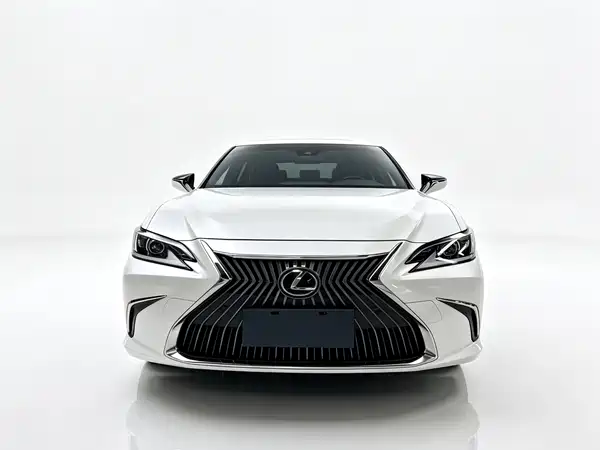 Lexus ES 2020