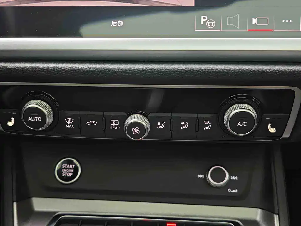 Audi Q3 2022 — фото 16