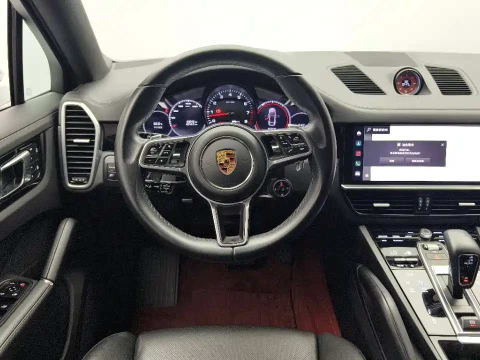 Porsche Cayenne 2023 — фото 10