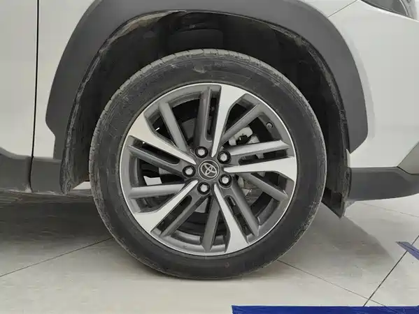 Toyota Frontlander 2022