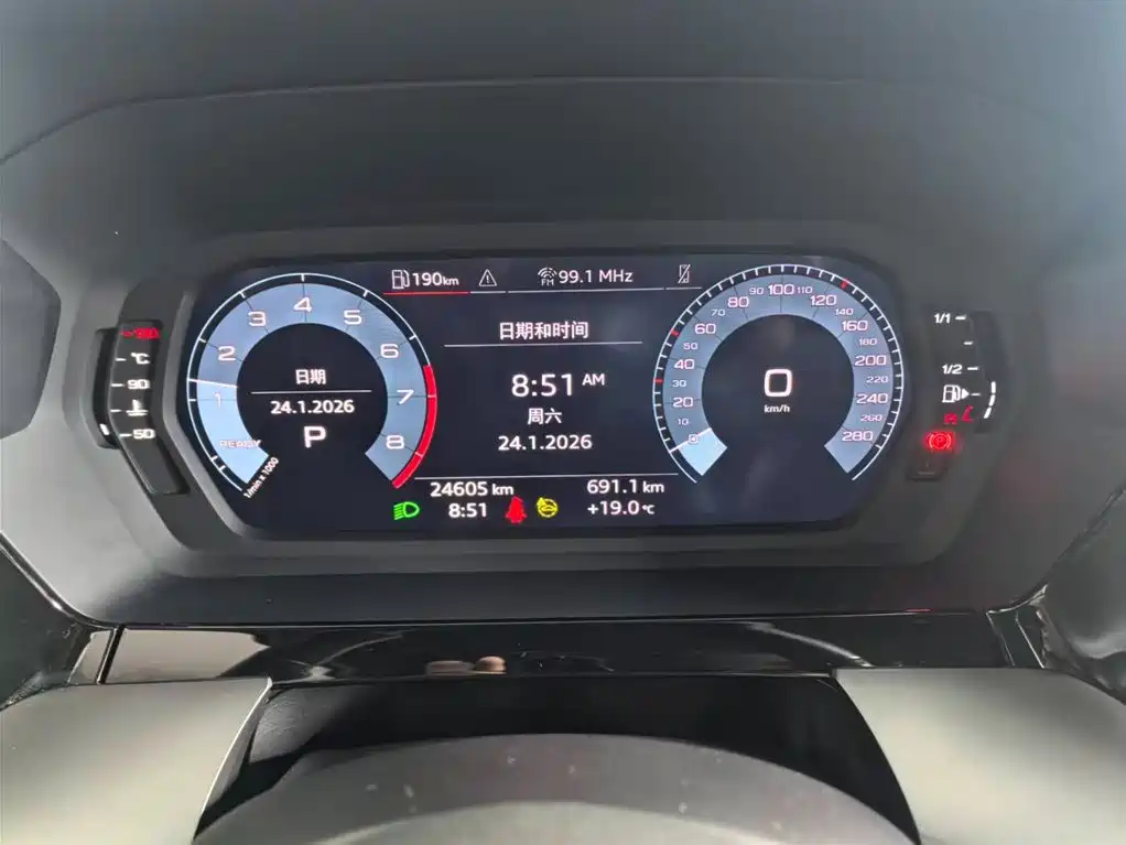 Audi A3 2024 — фото 7