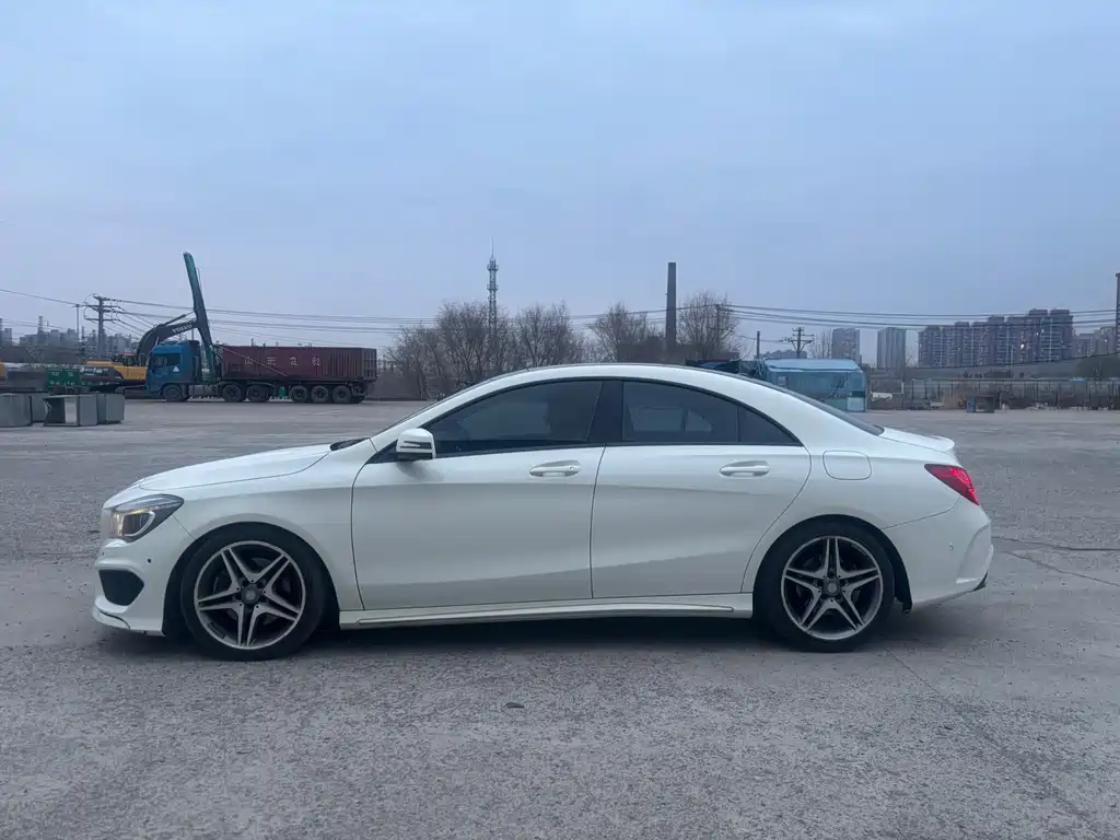 Mercedes-Benz CLA 2016 — фото 11