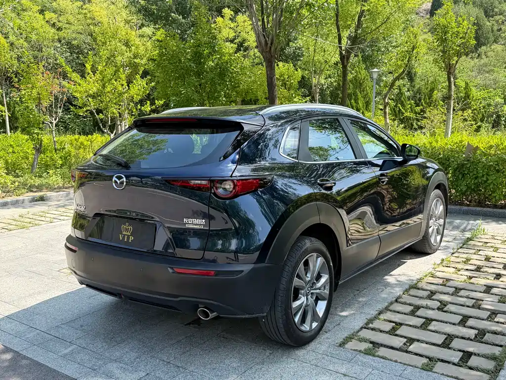 Mazda CX-30 2022 — фото 15